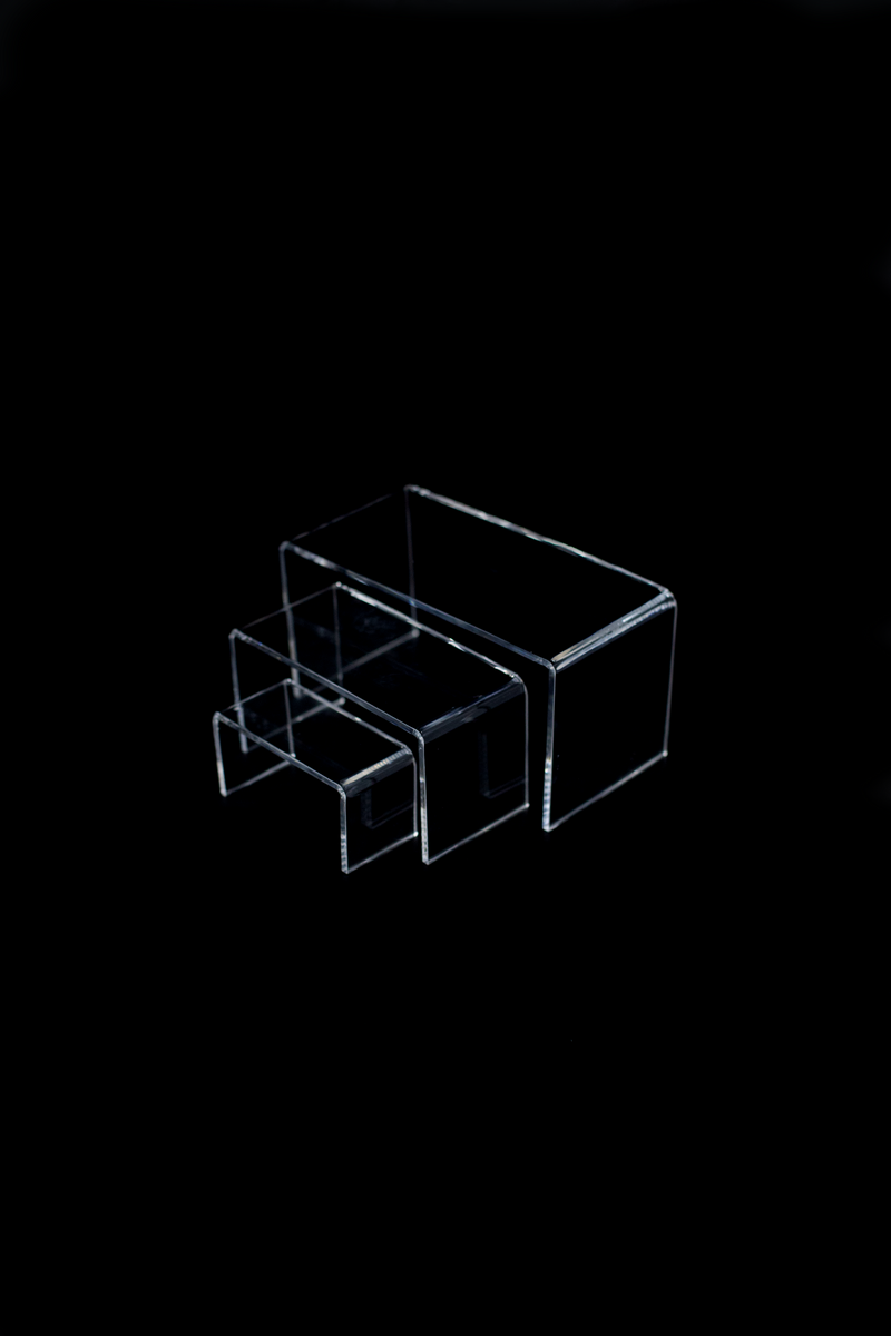 NGD - Long Horizontal Style U-Riser Display - Toronto – NextGen Displays